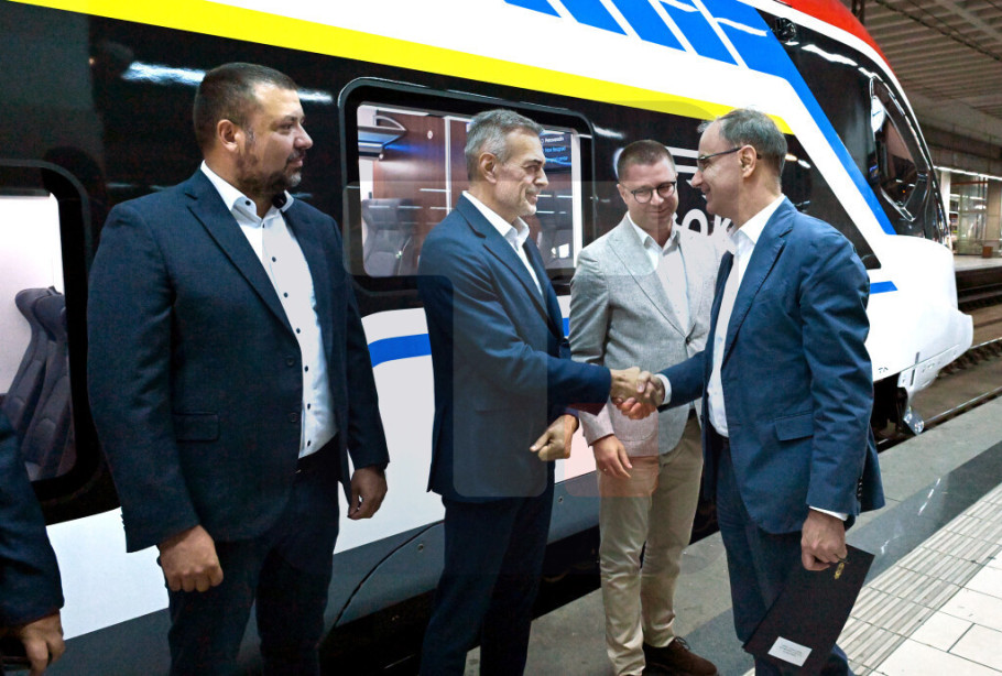 410620_sofronijevic_iff.jpg