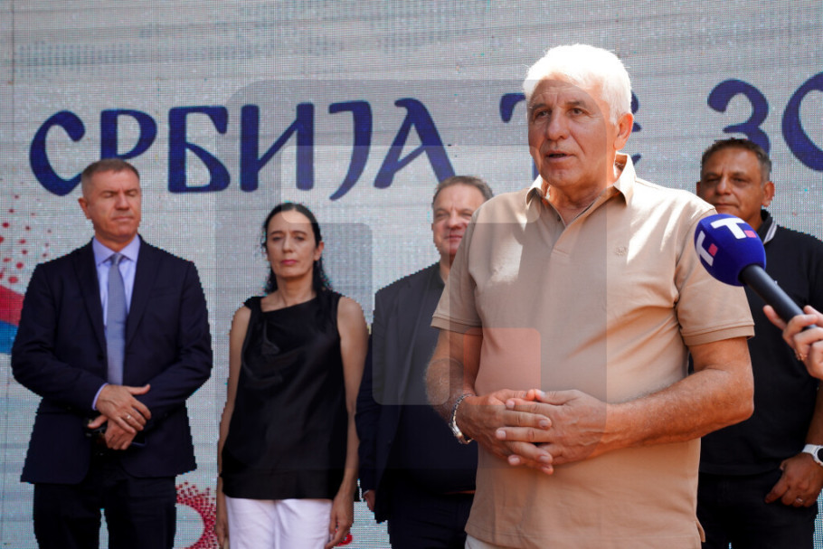 411992_srbijatezove-deca-stankovic_iff.jpg