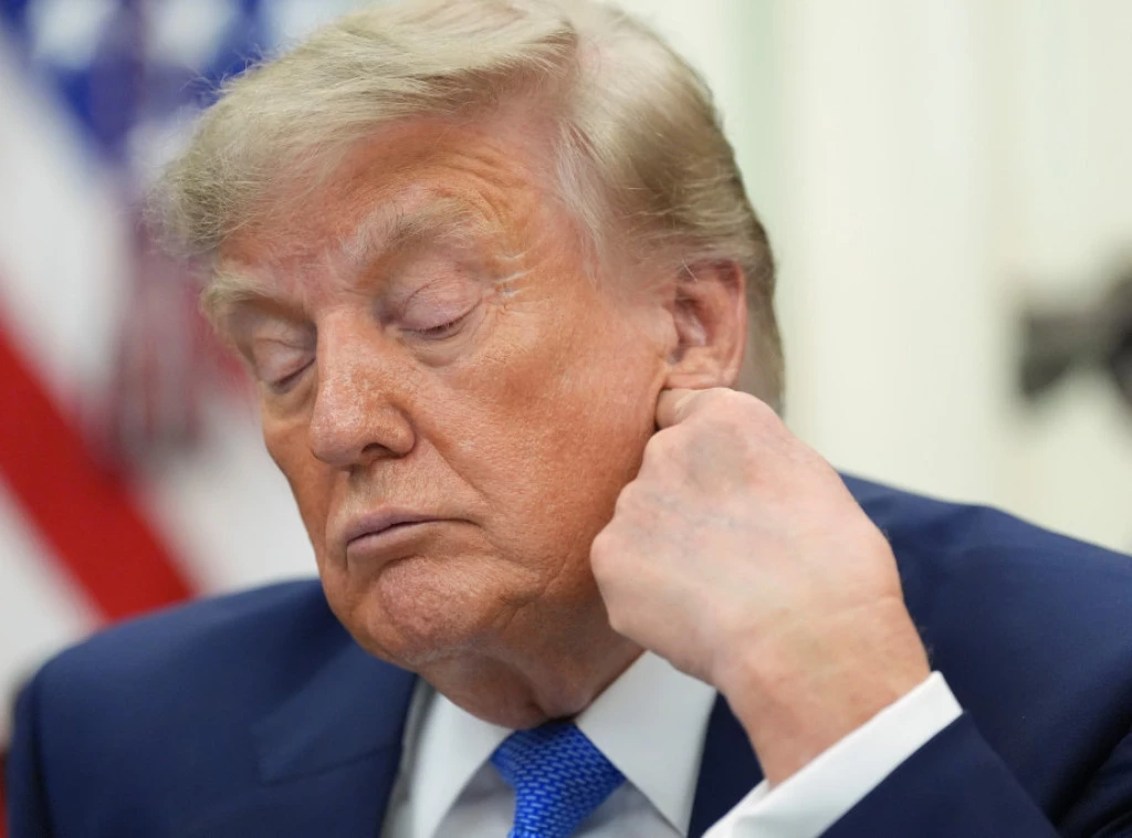 412969_trump_f.webp
