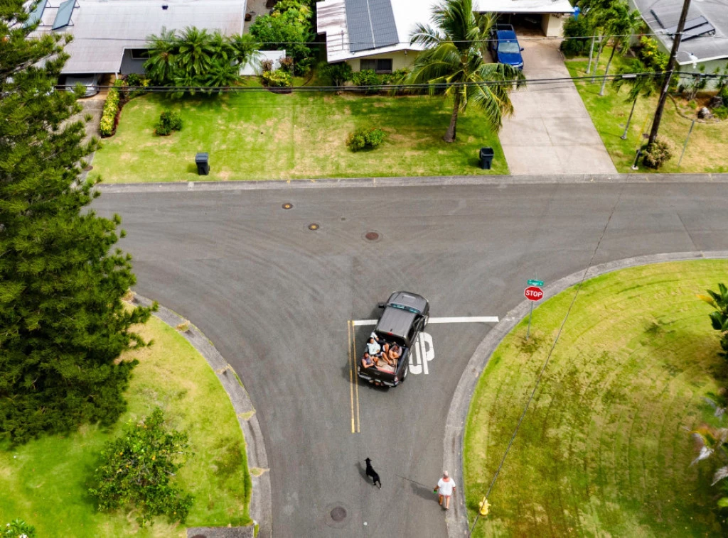 413116_truck-beds-hawaii_f.webp
