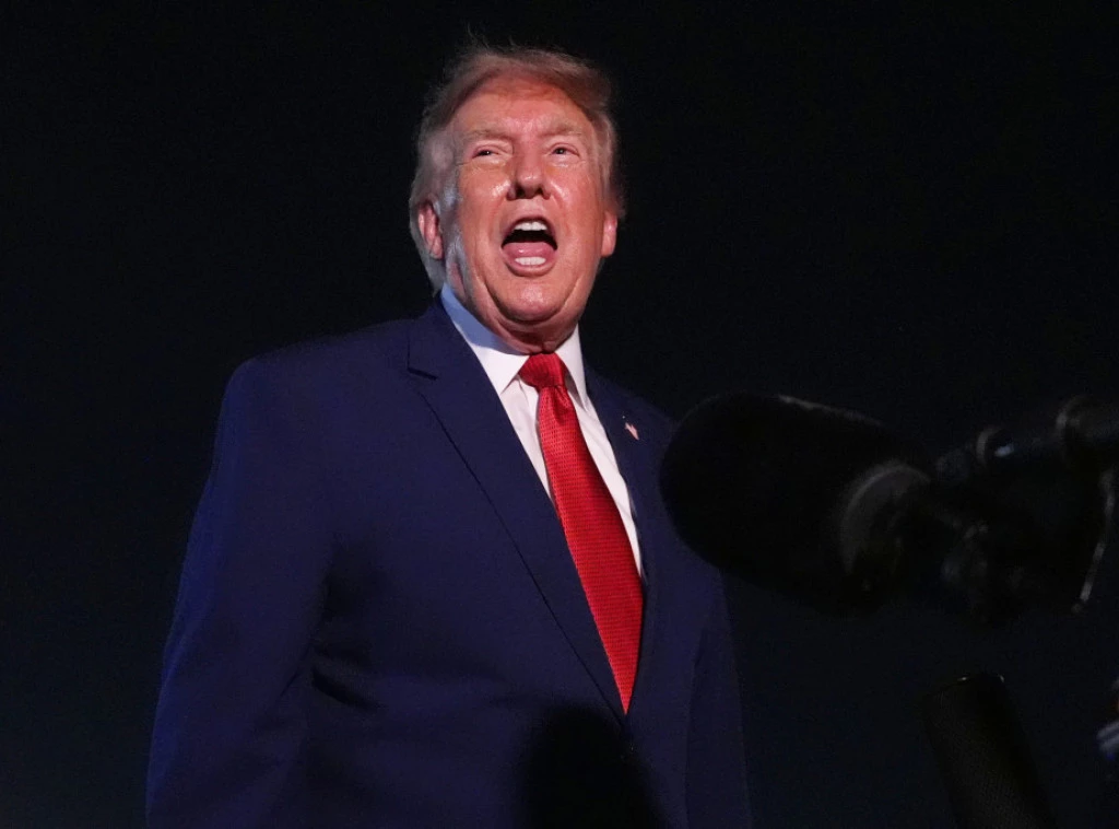 413391_trump_f.webp