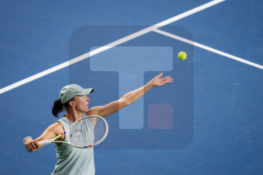 413403_toronto-tennis_iff.jpg