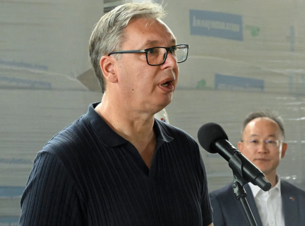 413785_ekspo-radnici-vucic_f.webp