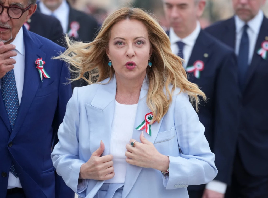 414050_italy-meloni-fashion-meets-politics_f.webp