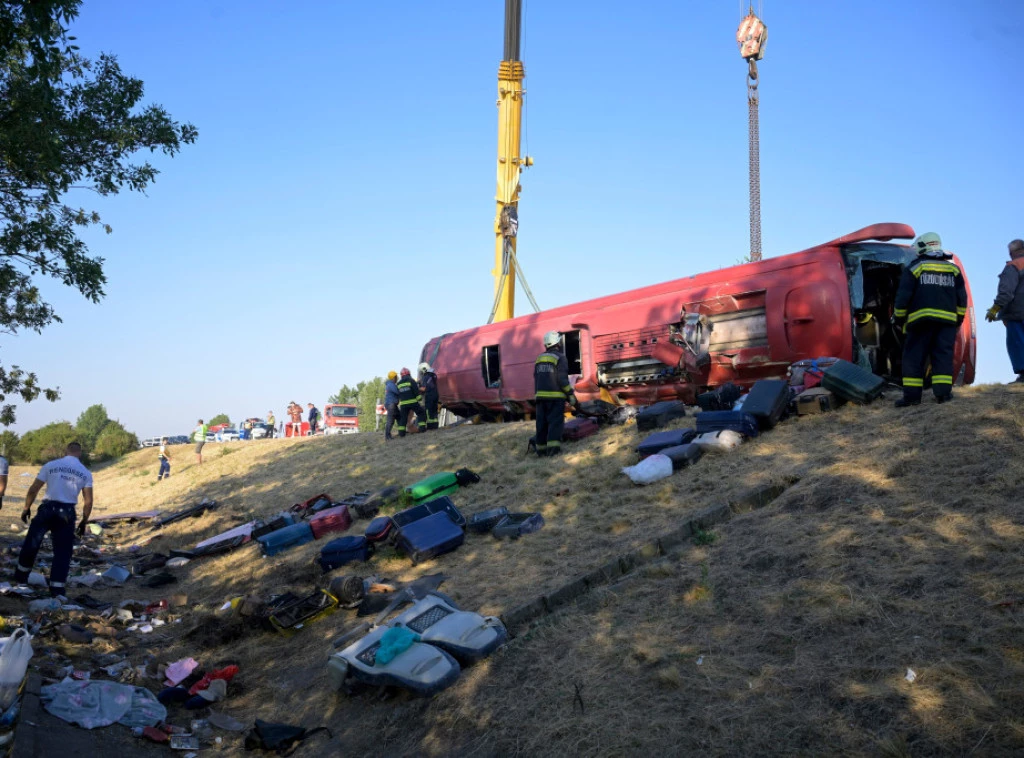 414272_hungary-bus-crash_f.webp