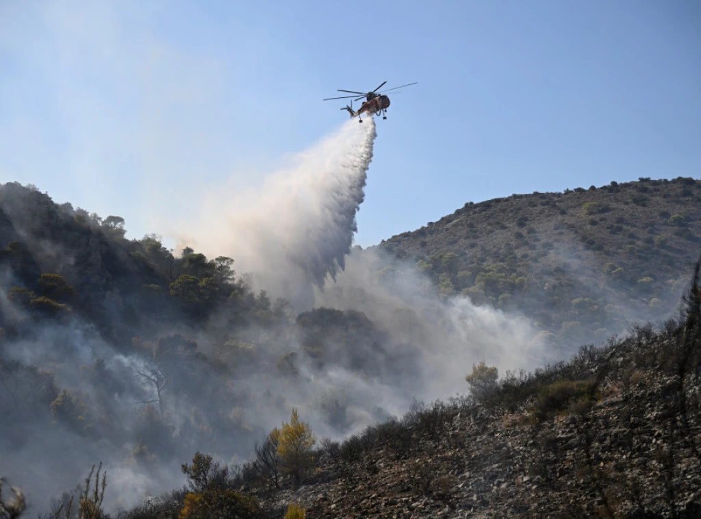 414375_greece-wildfire_f.webp