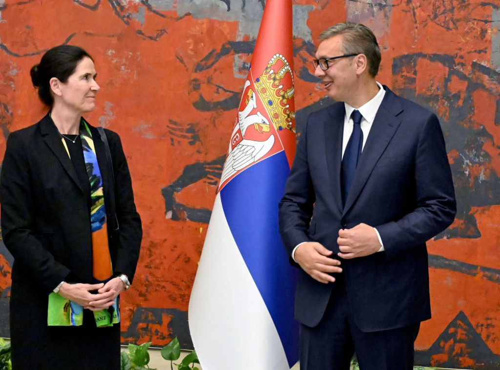 414533_vucic-nemacka-akreditivi_f.webp