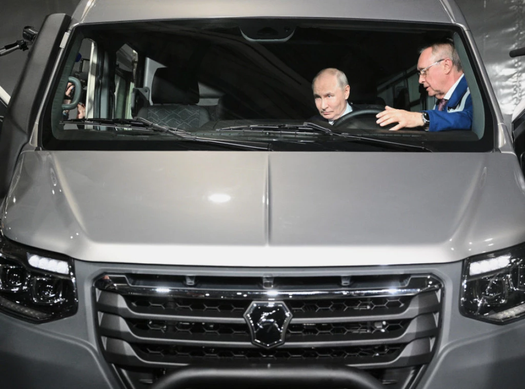 418956_russia-putin_f.webp